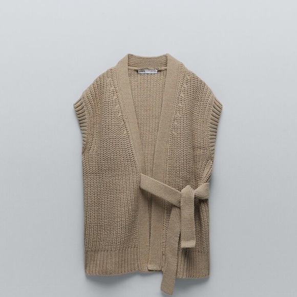 Zara vest - Picture 4 of 4